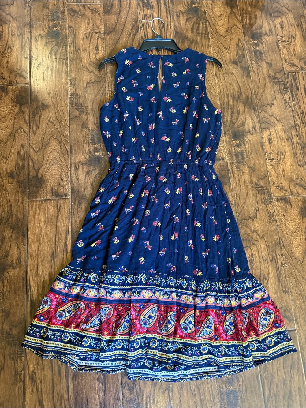 Old Navy Sleeveless Navy dress, size medium - Picture 5 of 6